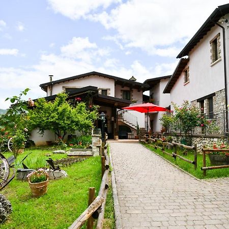 Agriturismo Valle Tezze Cascia Eksteriør billede