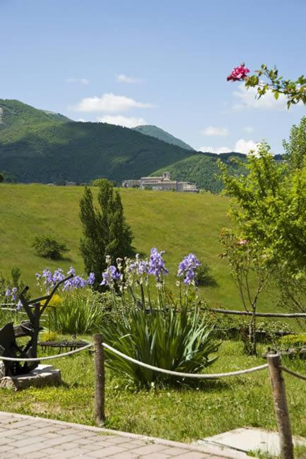 Agriturismo Valle Tezze Cascia Eksteriør billede