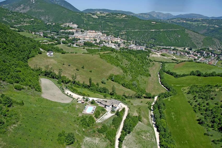 Agriturismo Valle Tezze Cascia Eksteriør billede