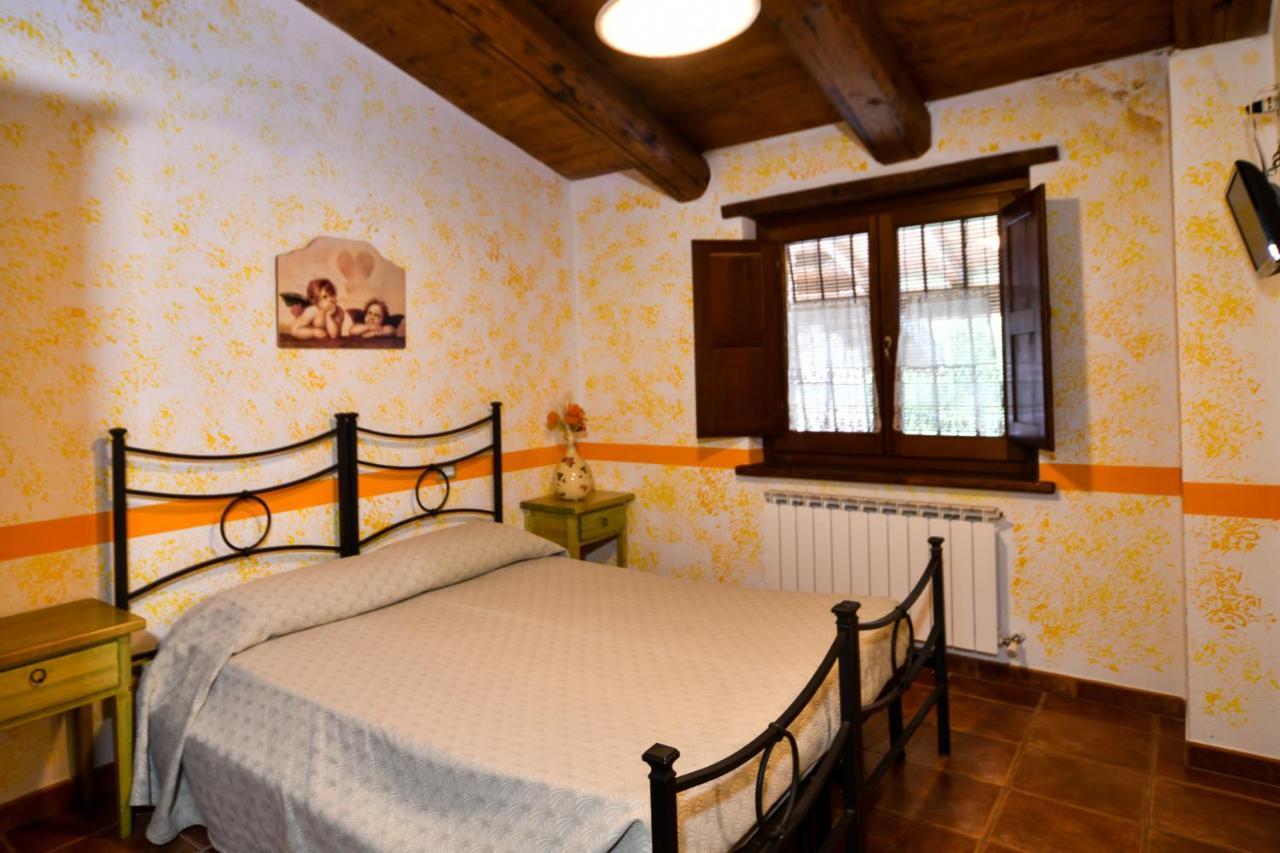 Agriturismo Valle Tezze Cascia Eksteriør billede