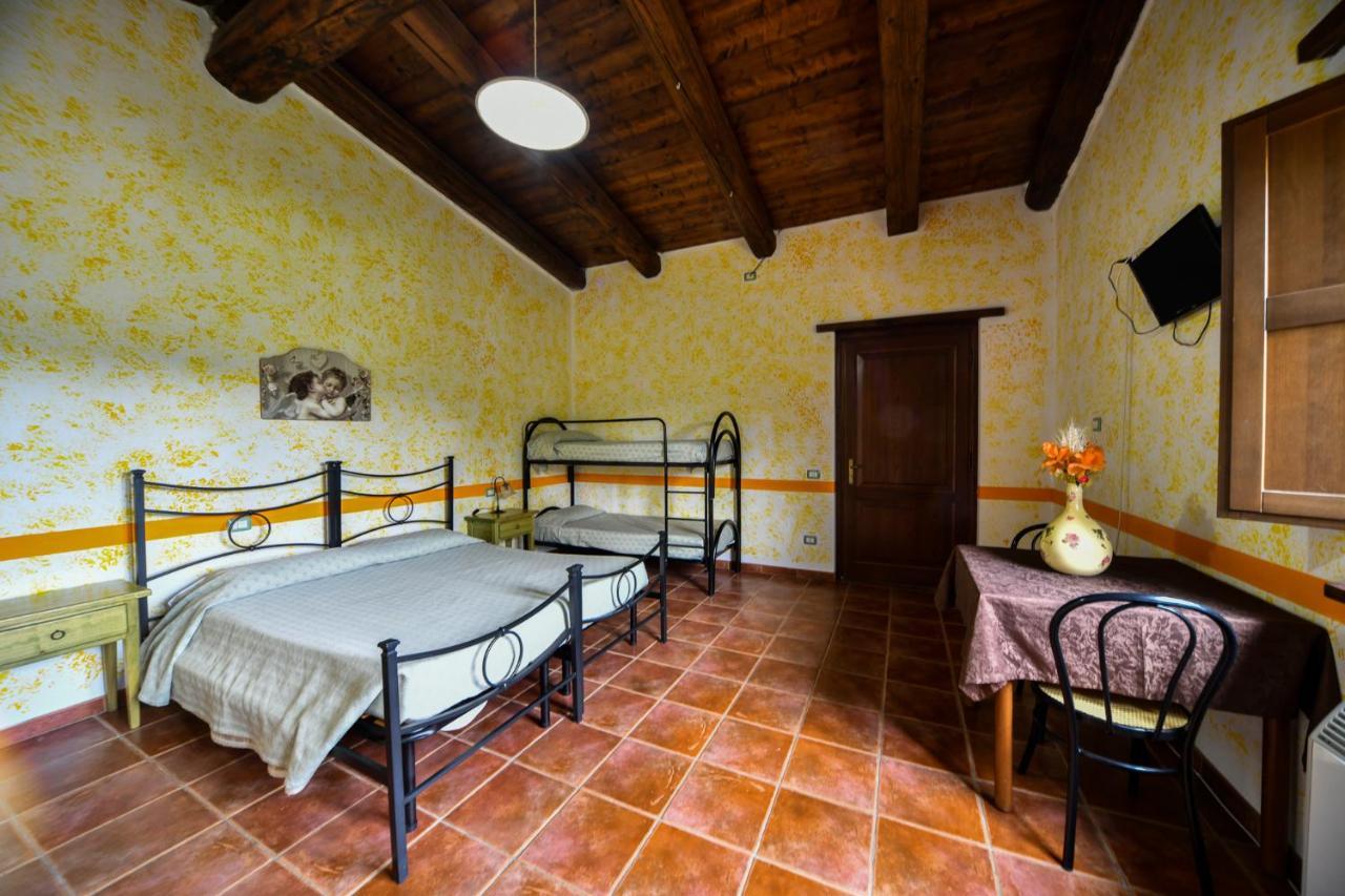 Agriturismo Valle Tezze Cascia Eksteriør billede